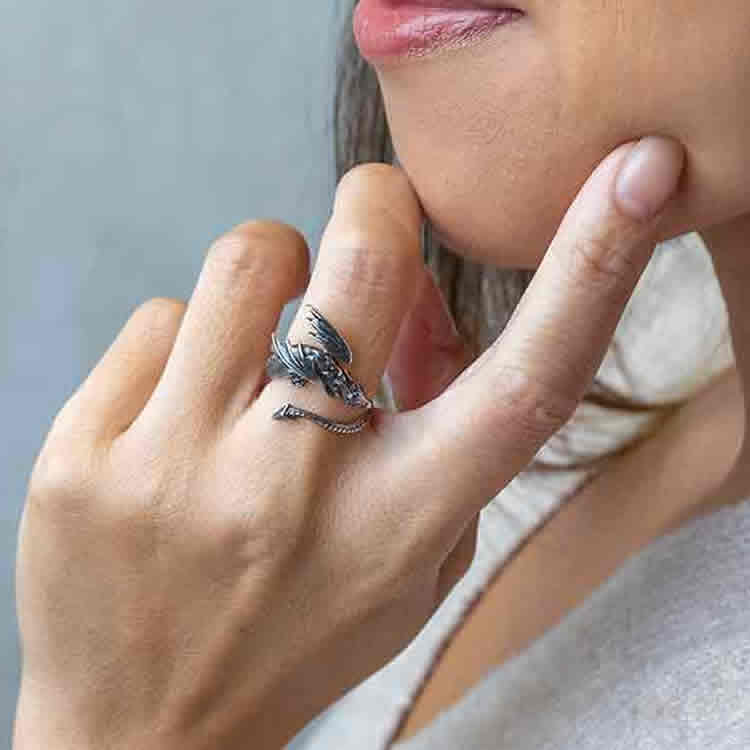 Sterling Silver Wrap Around Dragon Ring