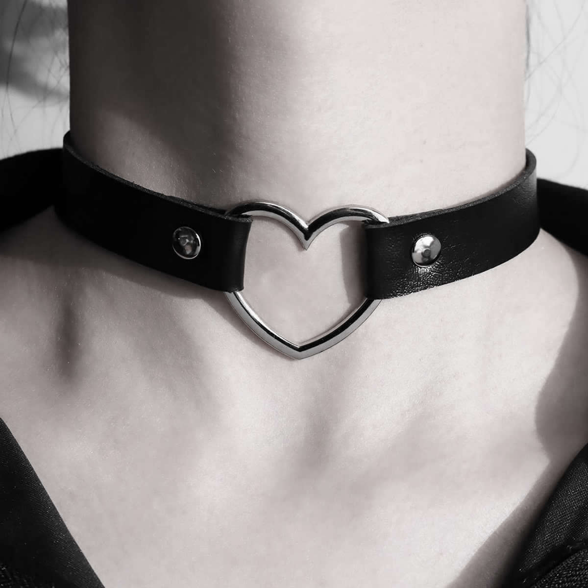 Oracle Heart Black Choker Necklace