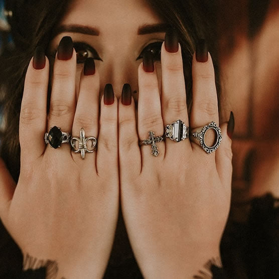 Memoriam Ornate Frame Ring