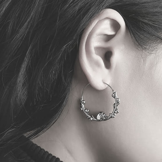 Skull Branch Hoop Earrings