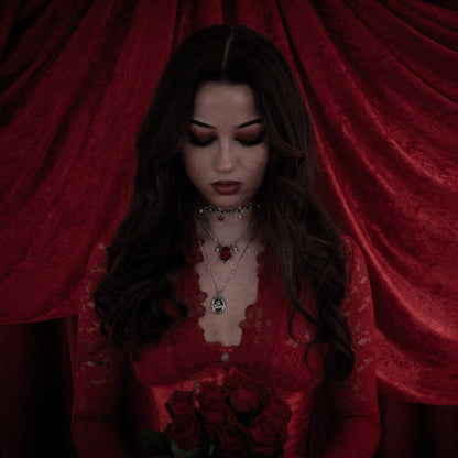 Scarlet Grace Pearl Choker