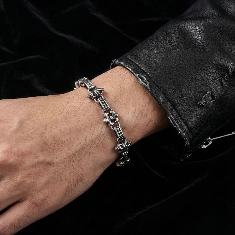Skull &amp; Fleur De Lis Chain Link Bracelet