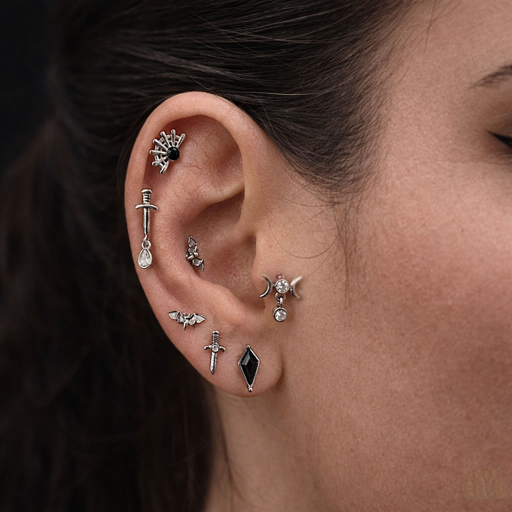Spider Web Flat Back Stud